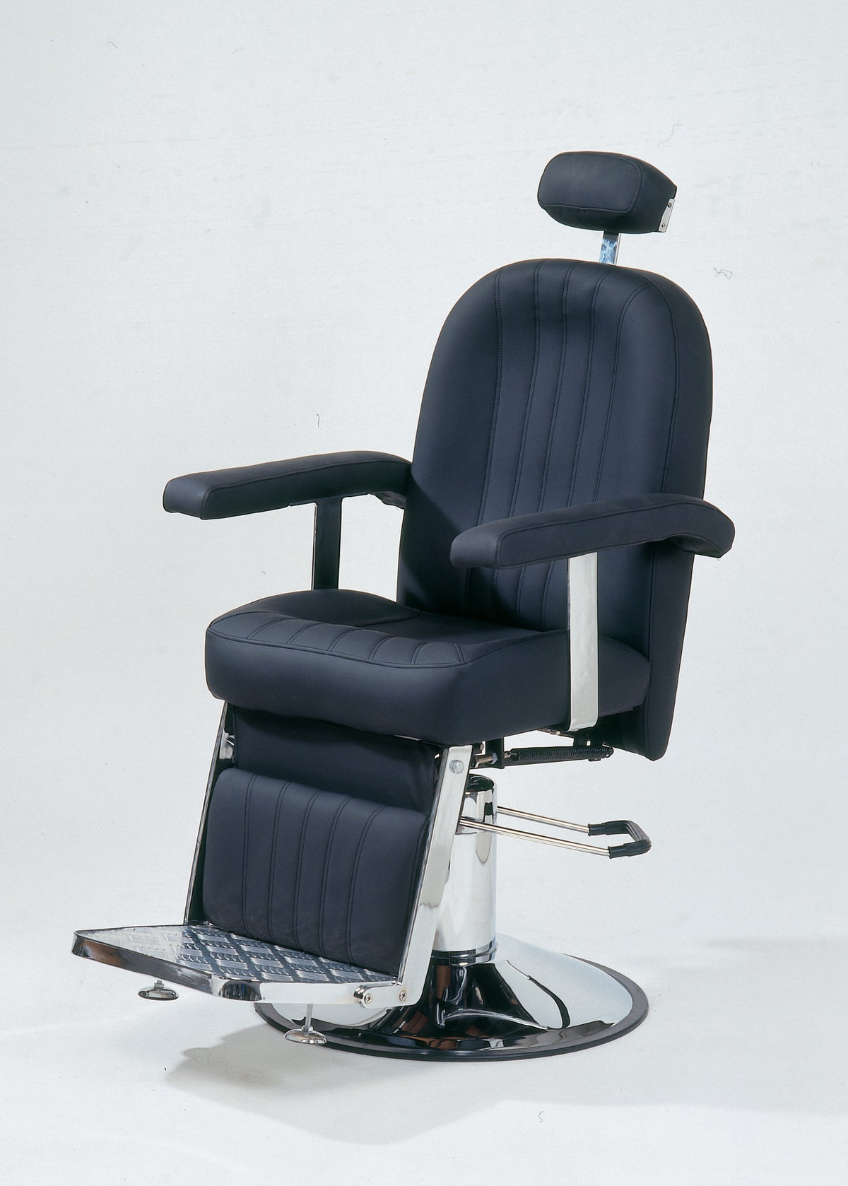 Comair Herren-Bedienstuhl Hamburg Deluxe Schwarz – Friseuroutlet